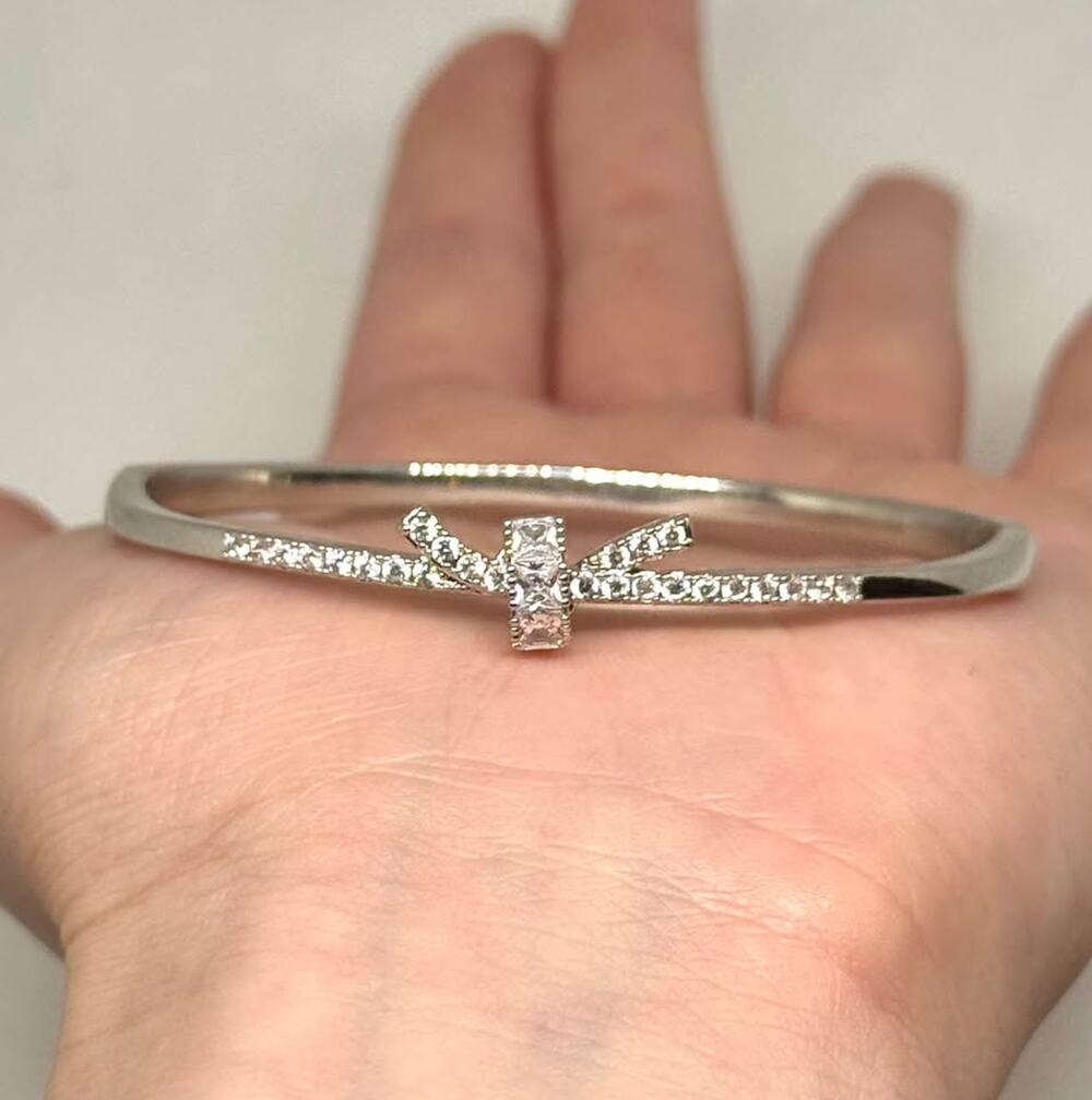 18k white gold plated cz bowtie bangle